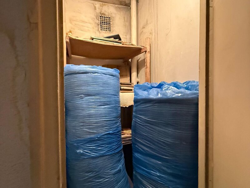 Baba Novac, Campia Libertatii, chiar la coltul parcului IOR, 2 bai